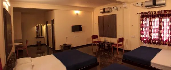 Hotel Sri Hayagriva photo