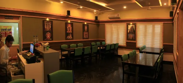 Hotel Sri Hayagriva photo